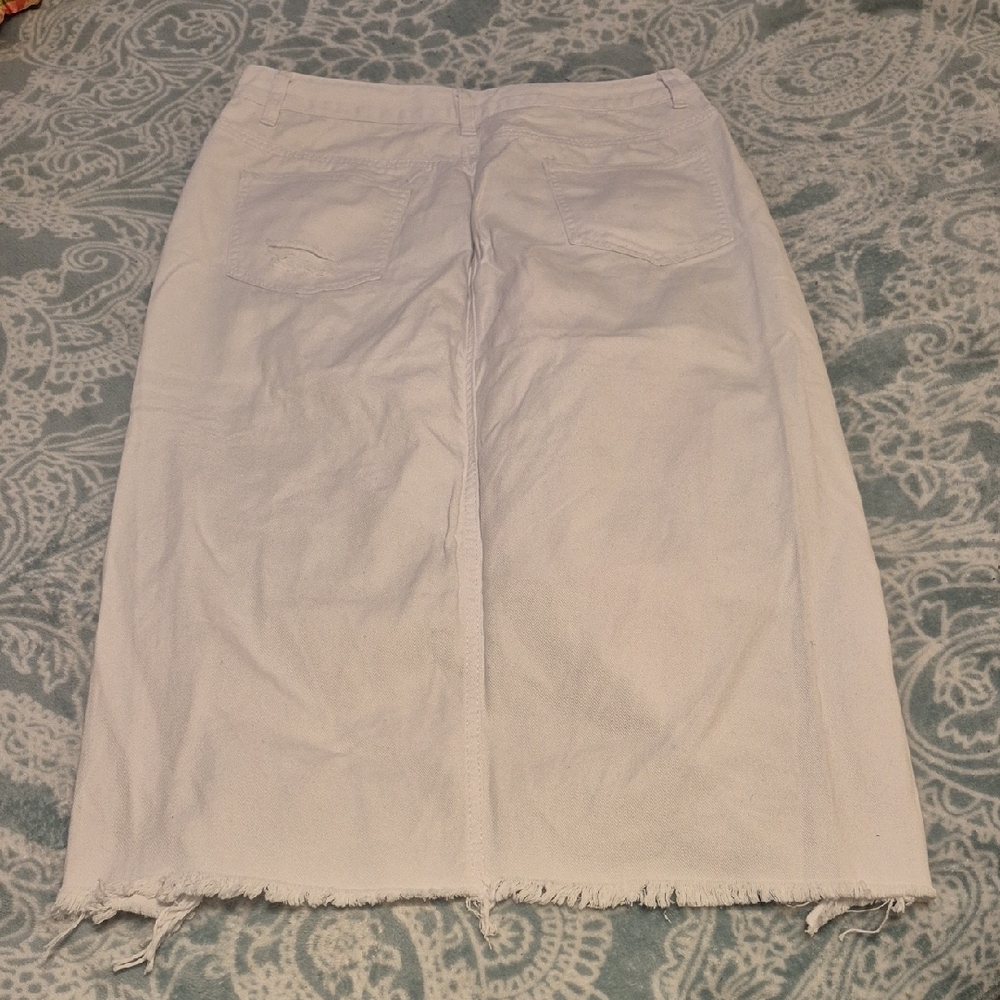 SHEIN White Distressed Pencil Skirt - Picture 6 of 8
